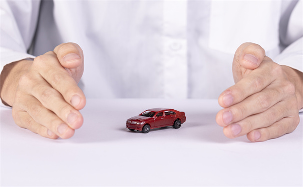 车保险买哪几种合适?车险提前多少天续保?一年车险要多少?
